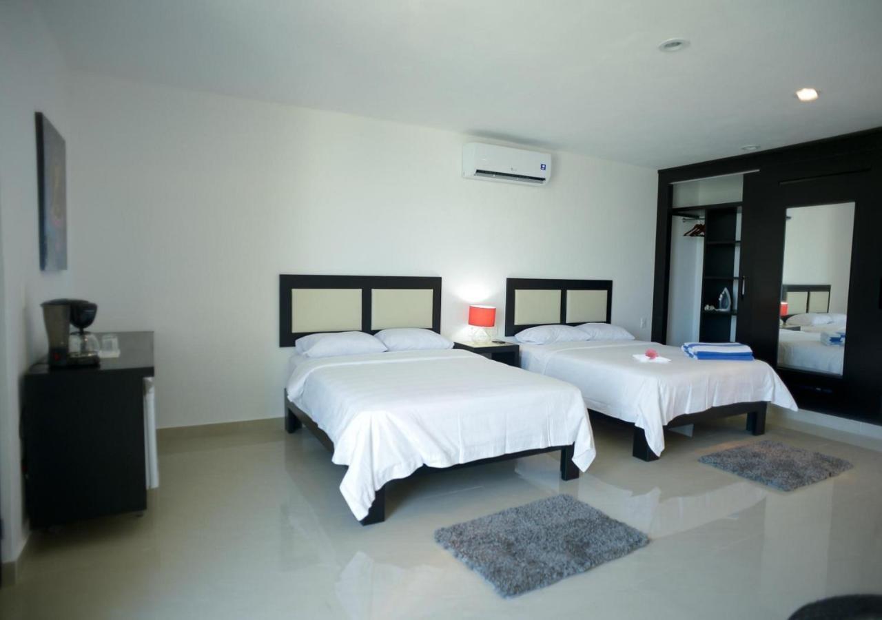 Sunrise 42 Suites By Holiday In Playa 신데 델 카르멘 외부 사진