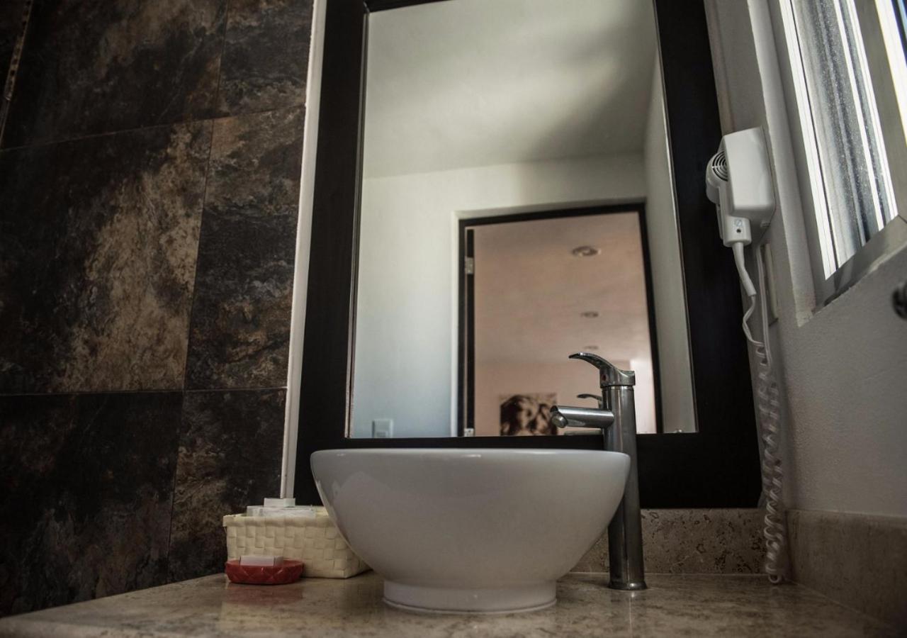 Sunrise 42 Suites By Holiday In Playa 신데 델 카르멘 외부 사진