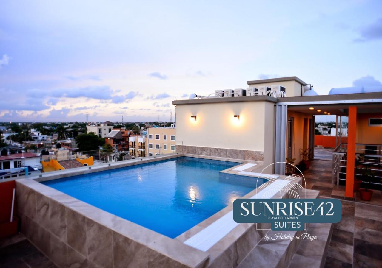 Sunrise 42 Suites By Holiday In Playa 신데 델 카르멘 외부 사진